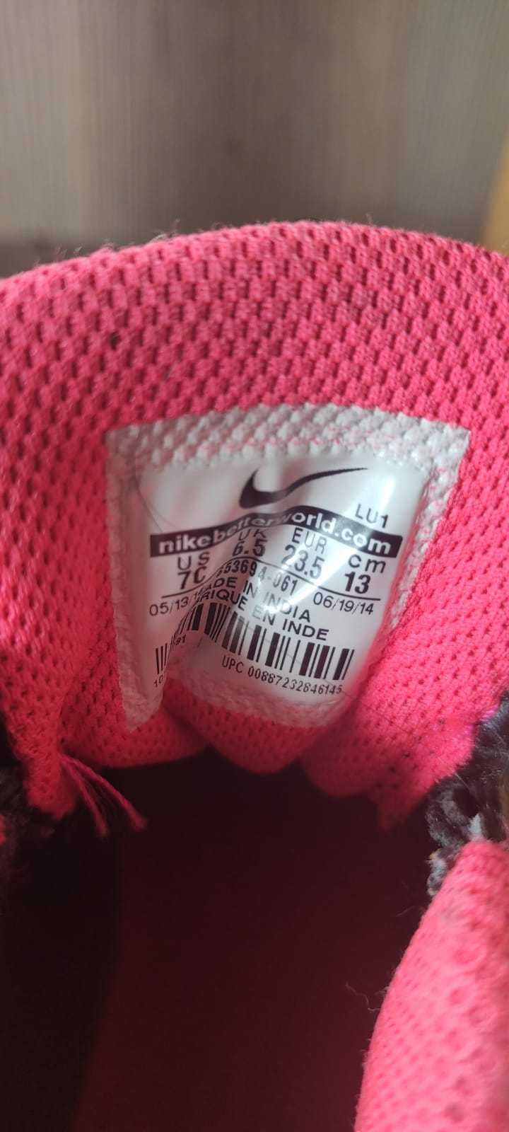 Vând ghetuțe Nike Nr 23,5 pt copii