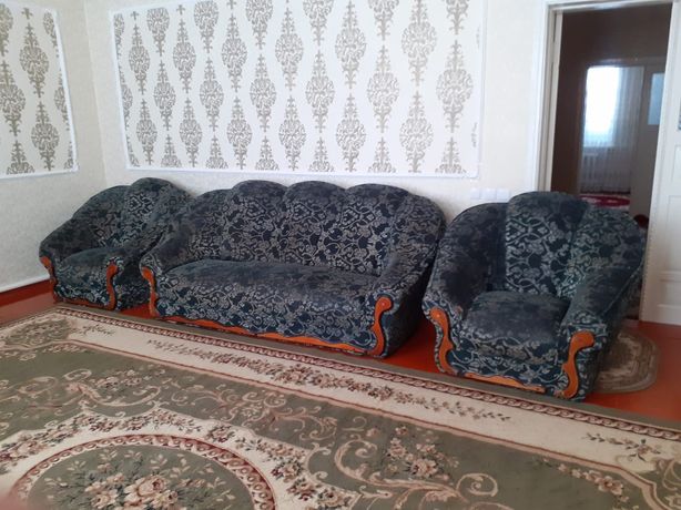 Продаётся диван и 2 кресла 30000 тенге ДОГОВОРНАЯ
