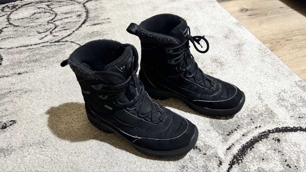 Bocanci de iarnă Lowa