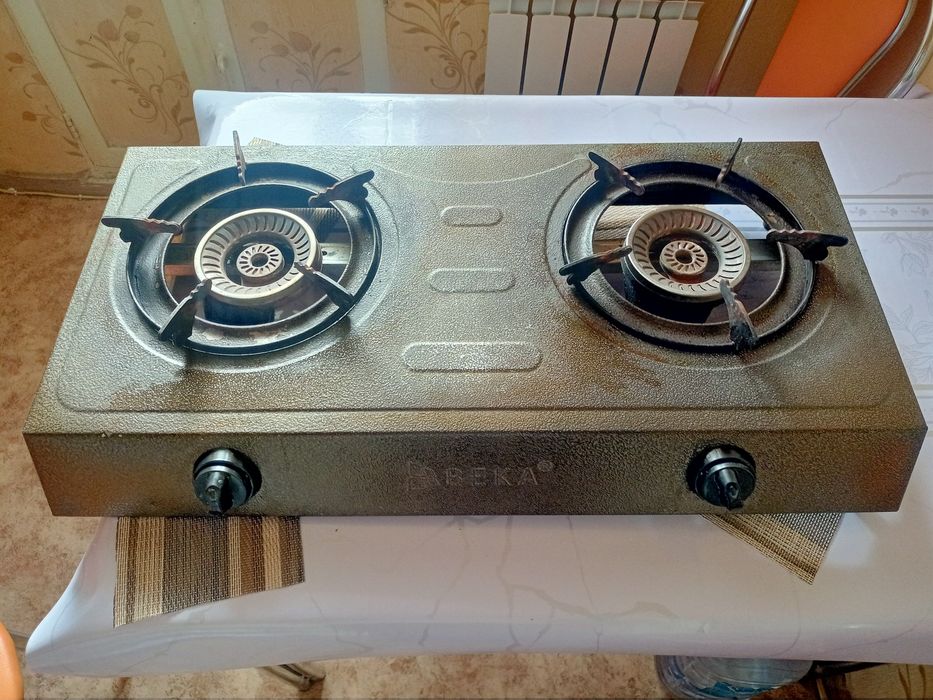 Газовая плита настольная.
