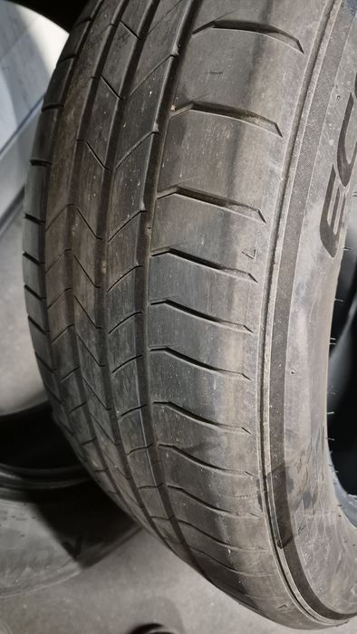 Set 4 anvelope Kumho de vară – 215/55 R18 95V – aproape noi – original