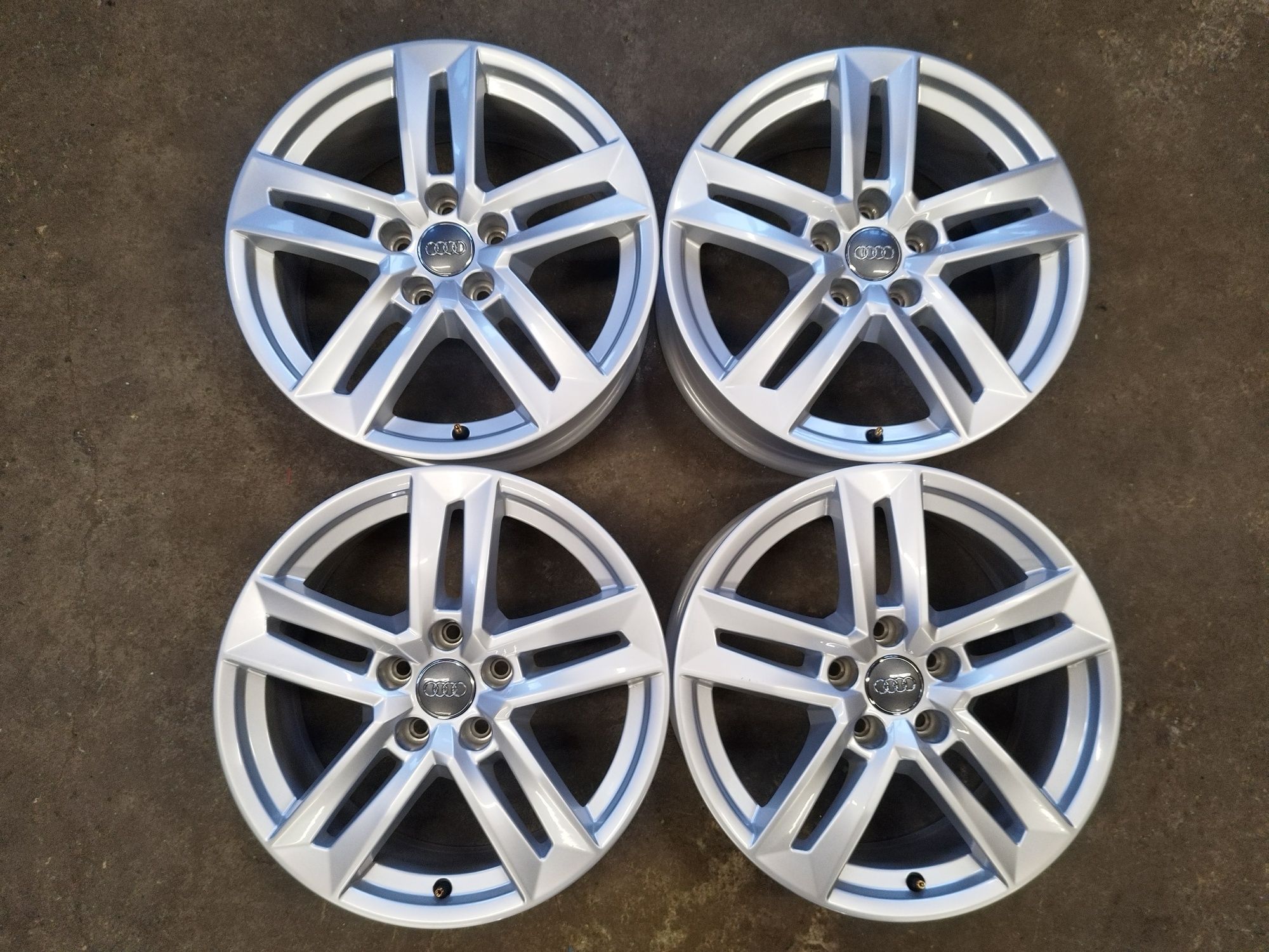17" Audi A4 B9 Оригинални Джанти за Ауди 5x112