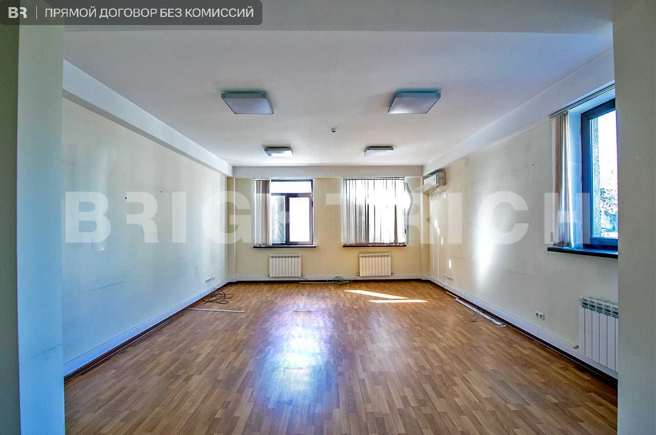 Аренда офиса 1700м², отдельно стоящее здание в центре города