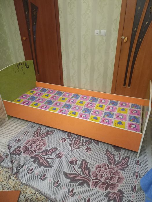 Подростковая кровать 2шт по 10.000 тнг в хорошем состоянии