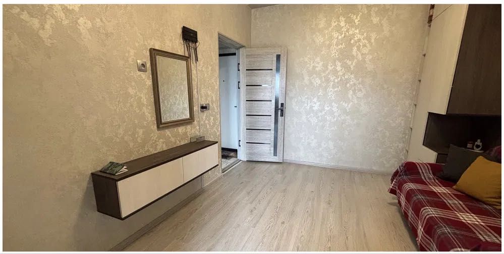 СРОЧНО продаётся 1в2 ком в новостройке  с ремонтом, мебелью и техникой