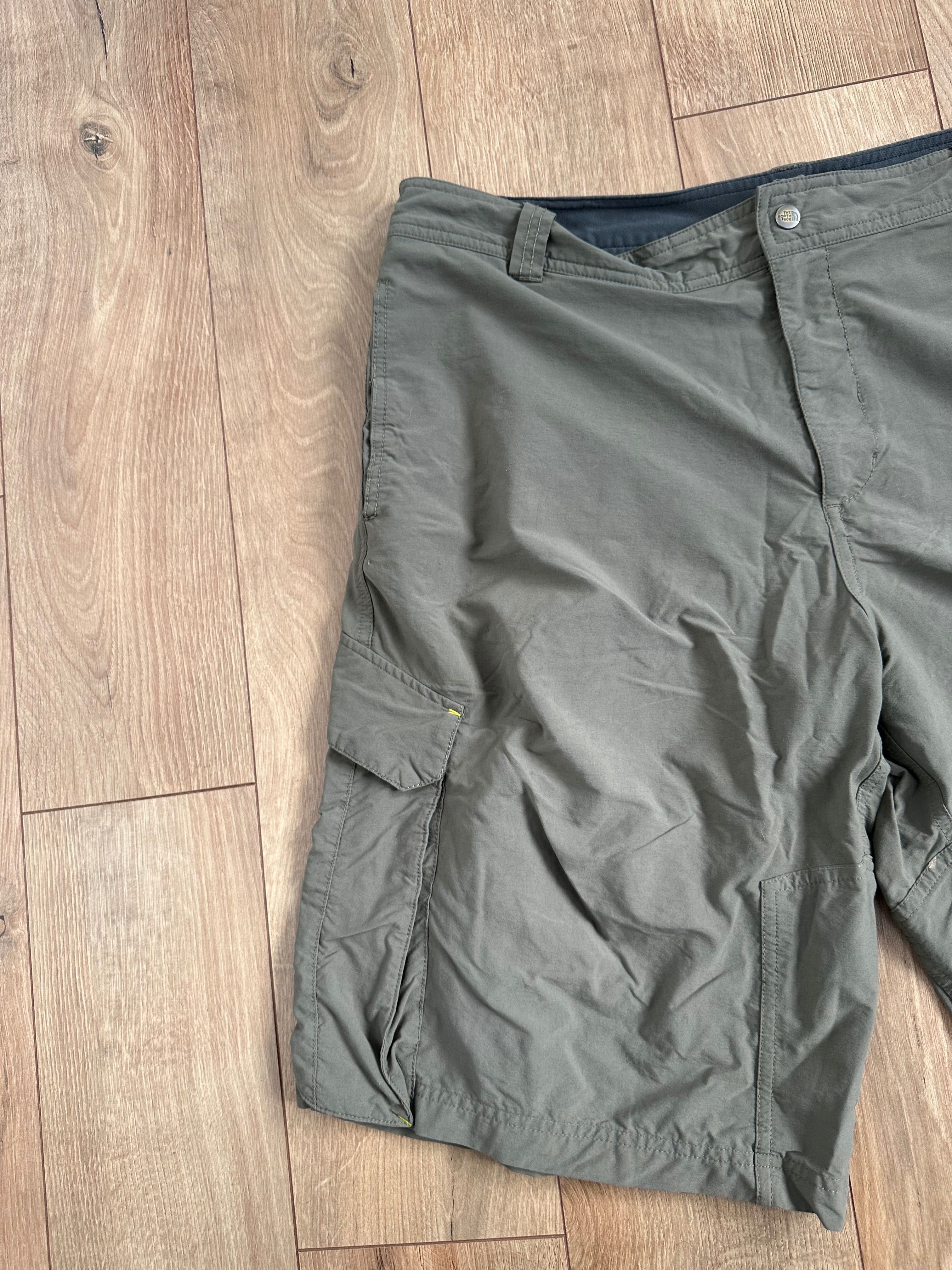 The North Face  barbati 38 / 56 2XL XXL pantaloni scurti