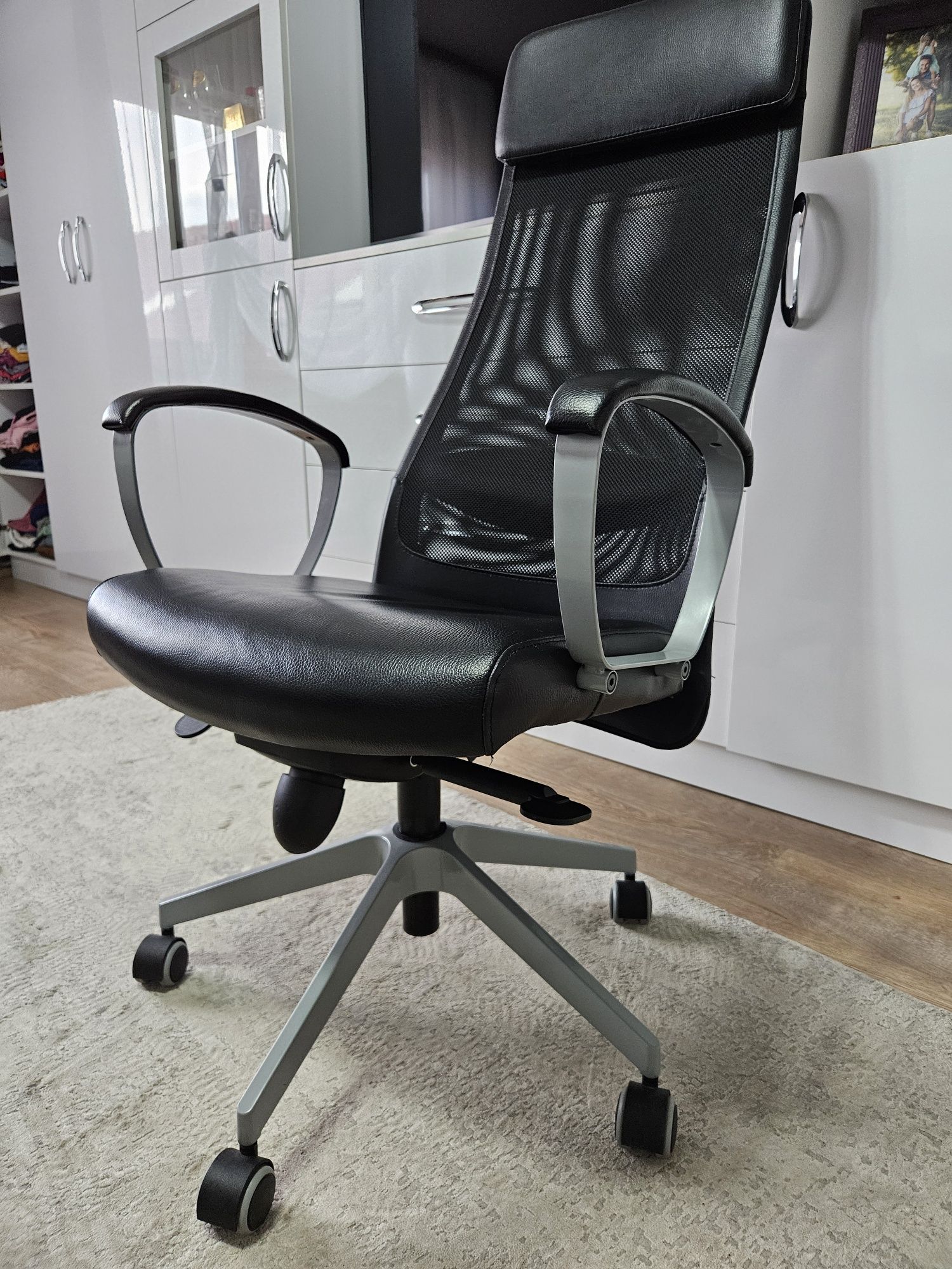 Scaun rotativ ikea markus leather executive