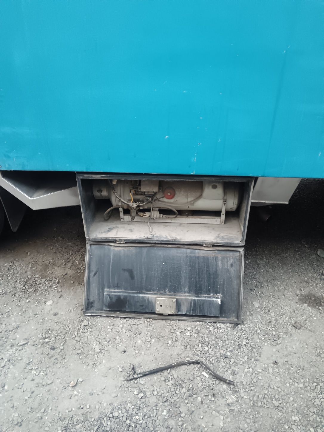 Aviy сотилади 4600$