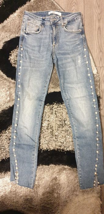 Blugi Zara cu margelute