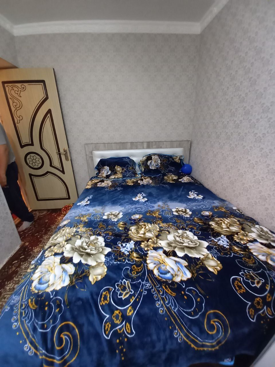 Продаётся 4 комнатная квартира