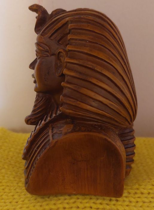 Vand statueta egipteana, Tutankhamon