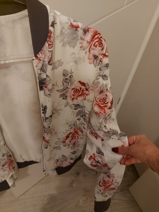 Jacheta subtire și captusita