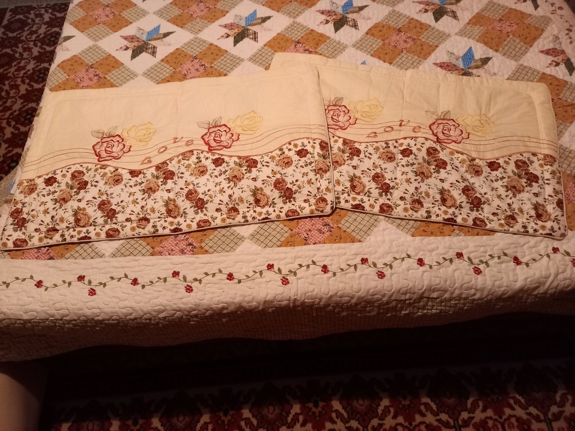 Две новые наволочки