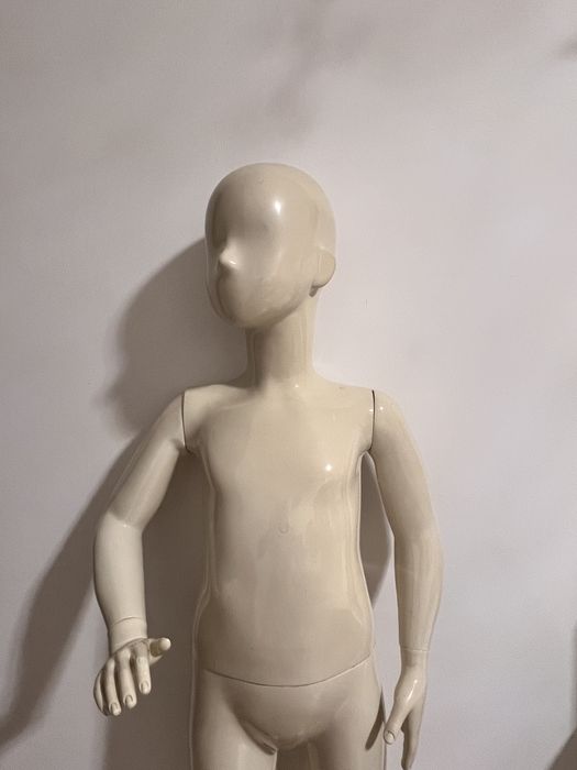 Vand manechin de copil