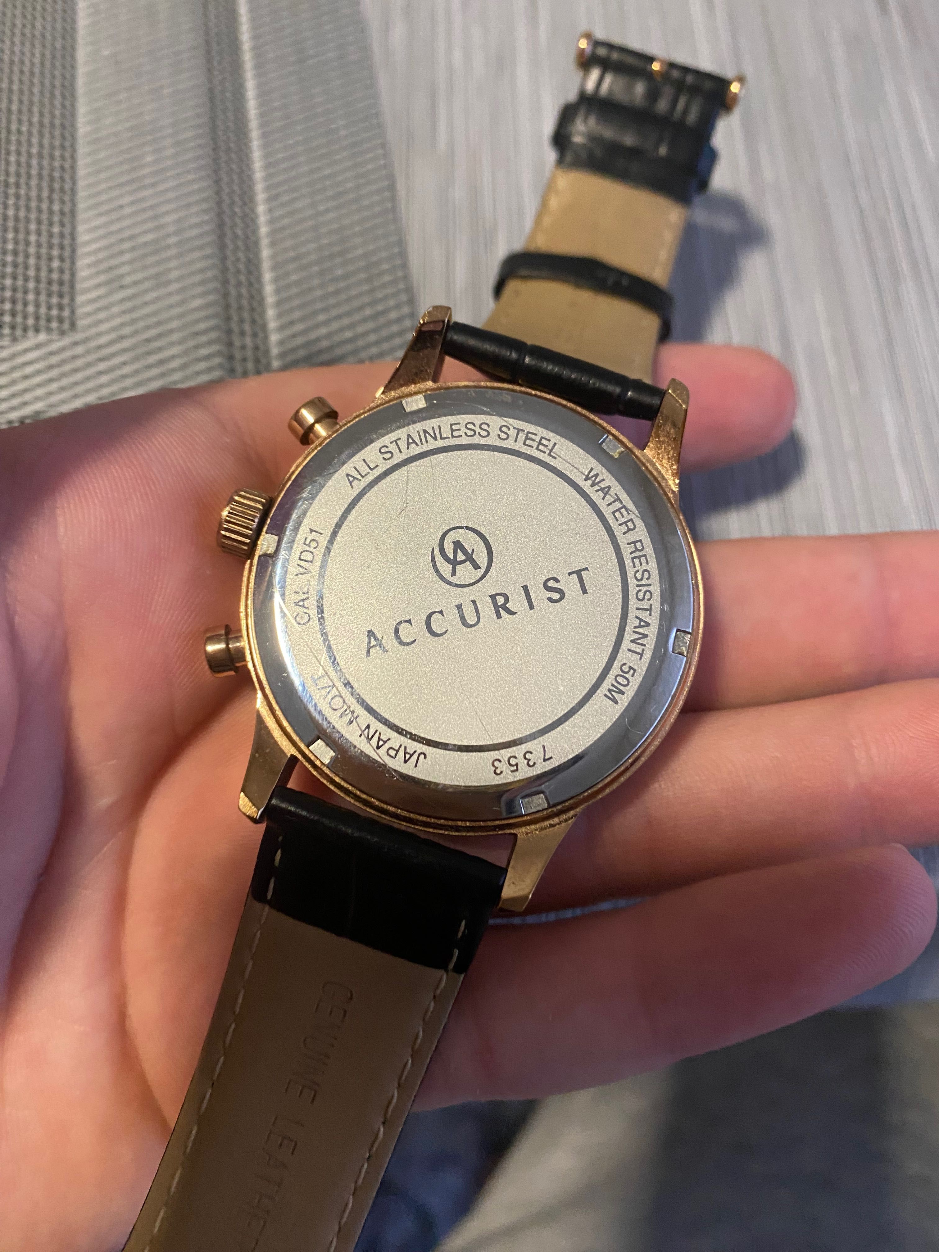 Мъжки аналогов часовник Accurist Chronograph - A-7353