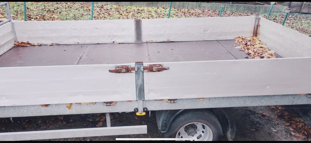 Продавам каросерия за бус