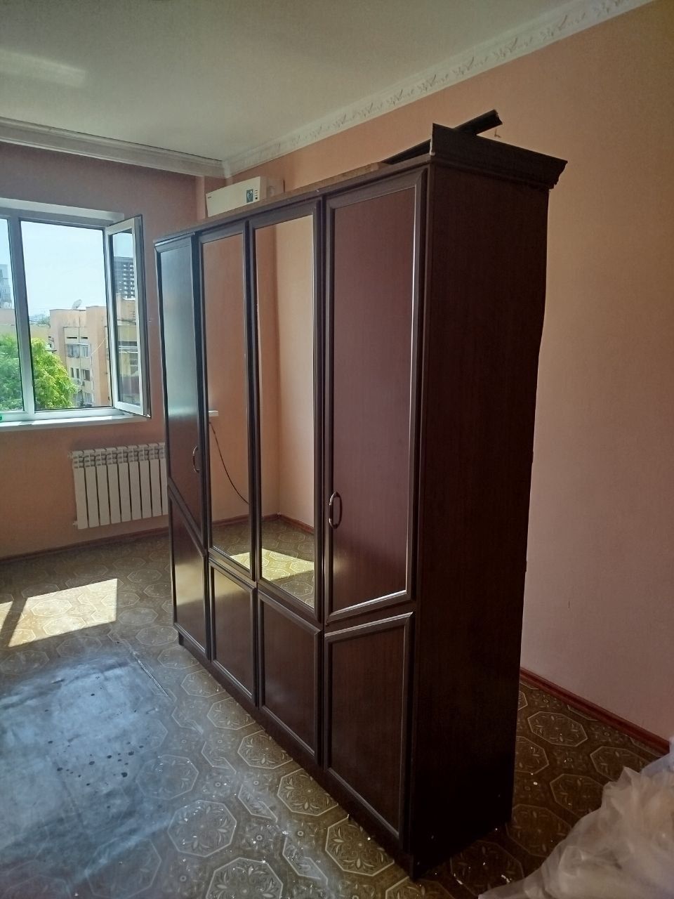 Продается мебель для спальни