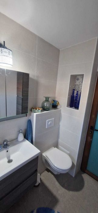 Proprietar vand apartament 3 camere, decomandat, 2 balcoane inchise