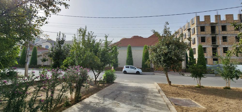 Mevazor maxallada 3,5 sorixli hovli sotiladi