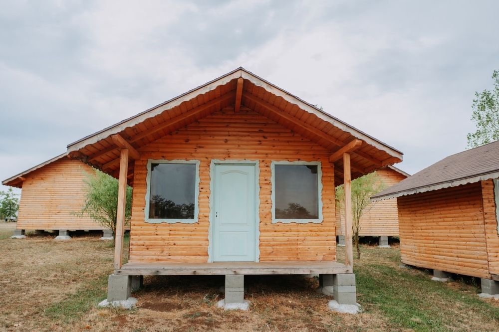 Cabane din lemn