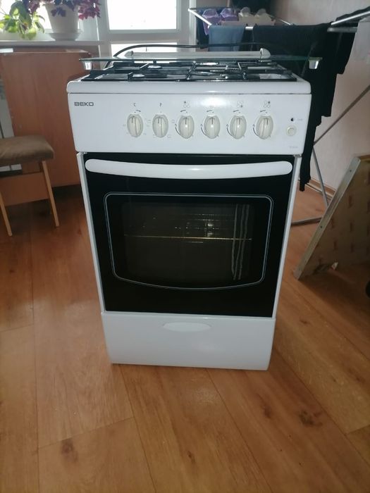 Газово-электрическая плита BEKO