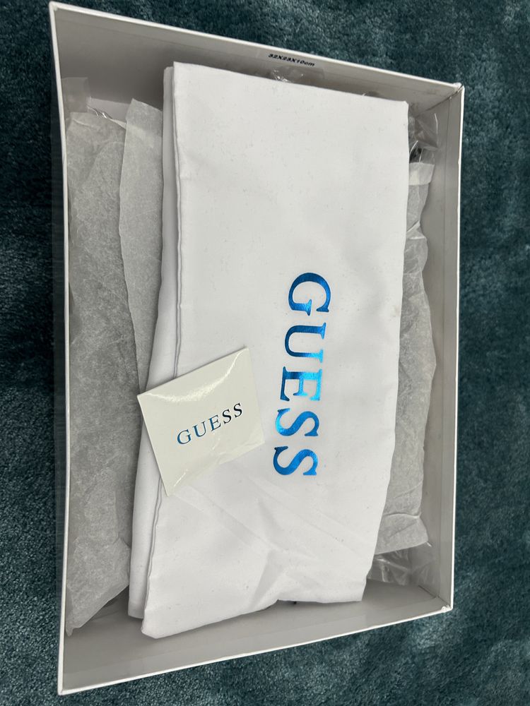 Guess Pantofi cu toc subțire ,  Negrui