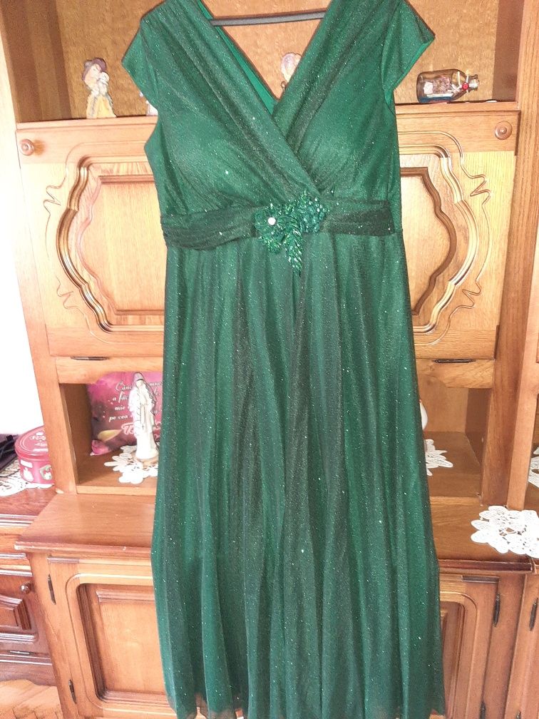 Rochie verde lungă