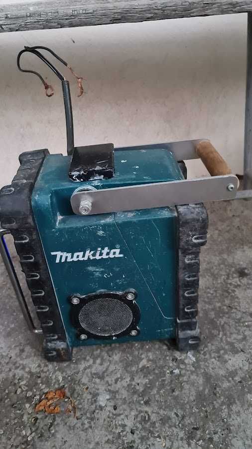 radio santier makita bmr100 / Boxa makita santier