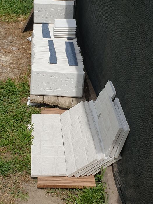 EL CASERO ,Piatră decorar case.