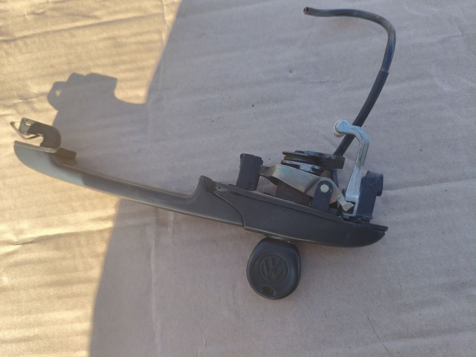 Части за Пасат 3-Б4 1.8 бензин 90 кс  Комби