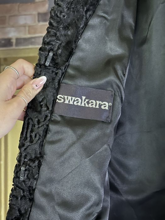 Кожено палто от естествен косъм