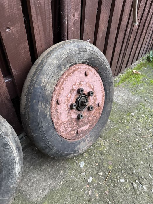 Гуми с джанти и оси за ремарке