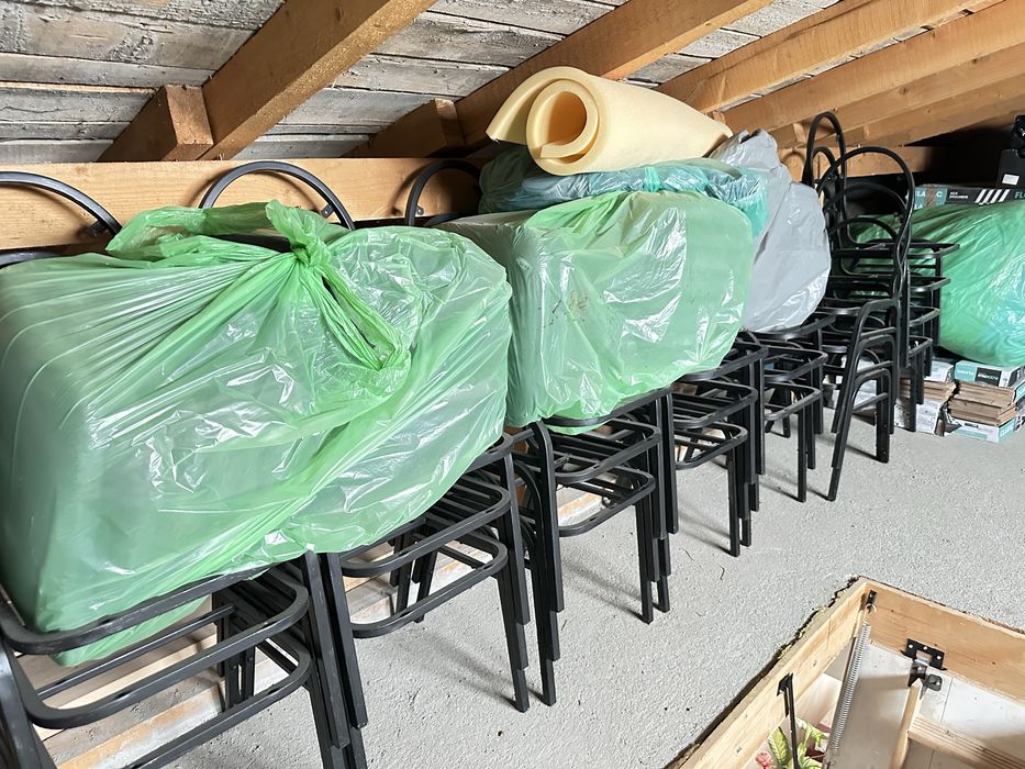 33 bucăți-Scaune metalice cu spătar curbat tapițabil