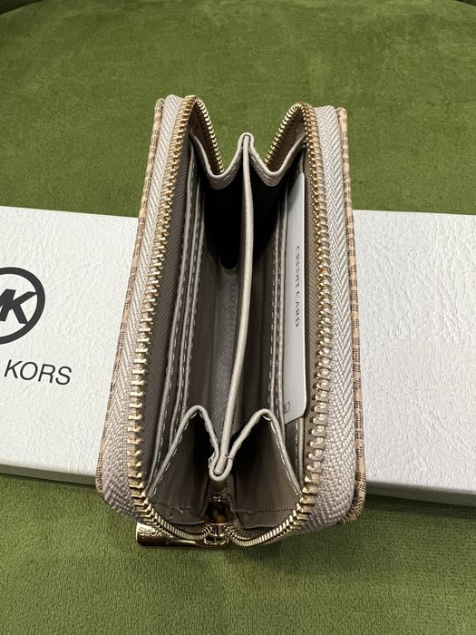 Portofel dama femeie Michael Kors culoarea Bej