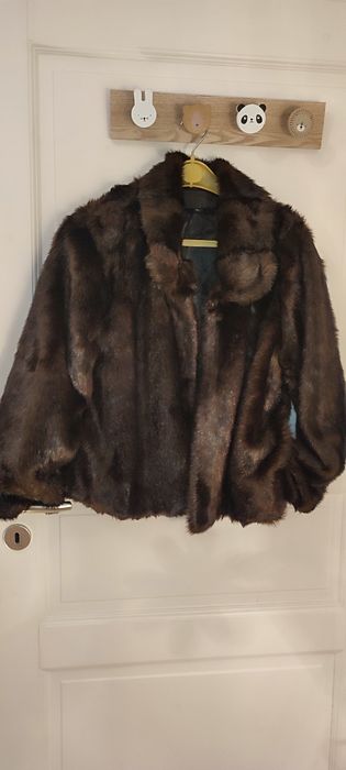 Blăniță naturala maro ciocolatiu, de nurca, pe talie