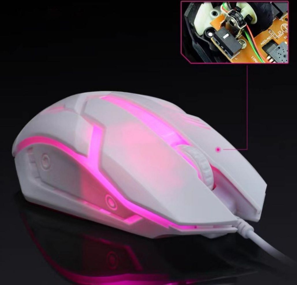 игровая мышка  с RGB подцевткой!