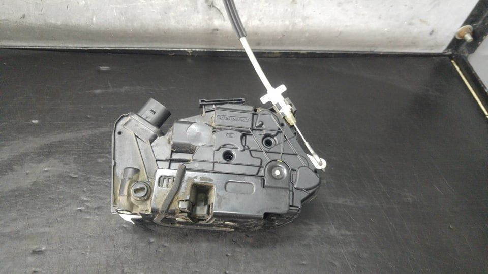 Broasca usa stanga spate seat ibiza 4 6j 05a6j0839015a