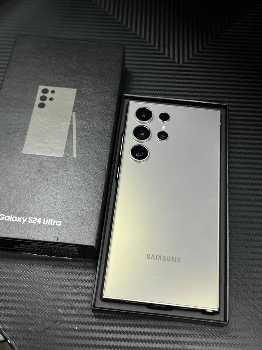 Samsung galaxy s24 ultra 5G 12/256gb