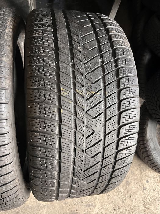 2 anvelope iarna 315/35/22 , Pirelli , DOT 2023