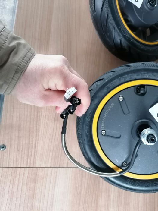 Roată de trotineta cu motor electric 36v