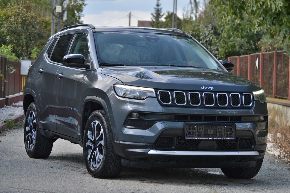 JEEP Compass 4XE Hibrid Plug-In 240cp motor 1.3 + Electric 55km