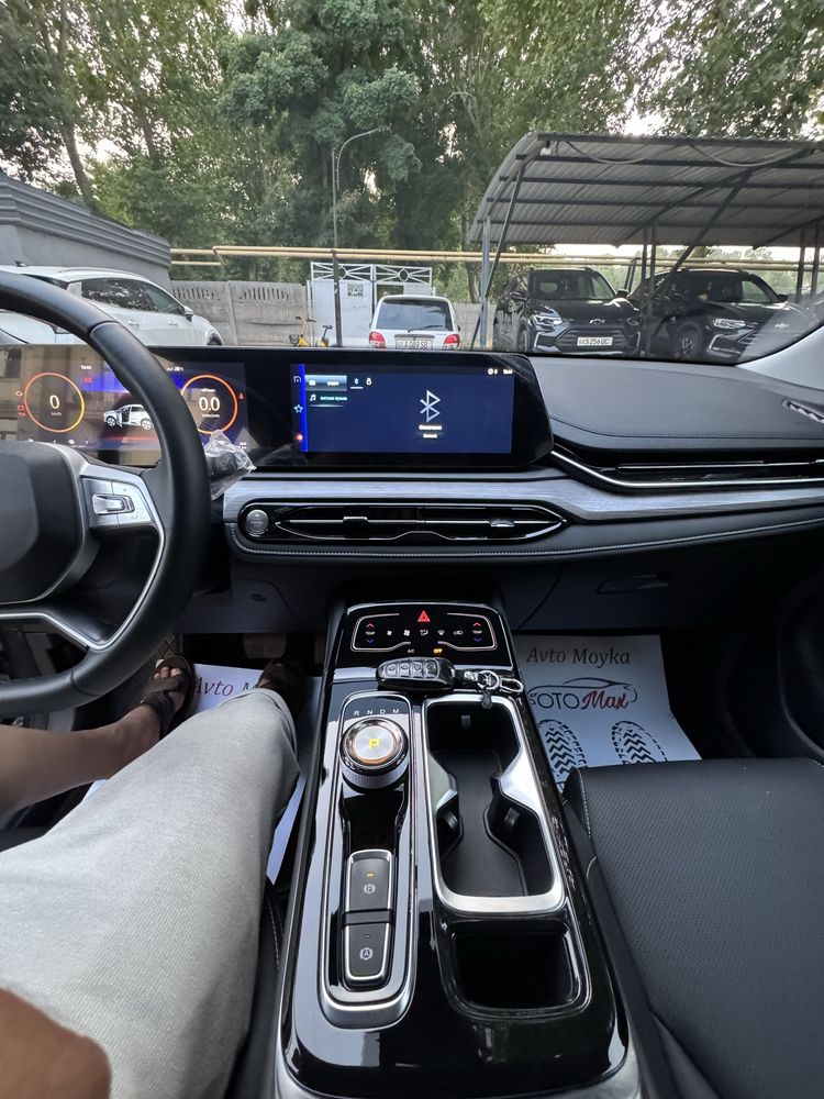 Jac JS6 sotiladi