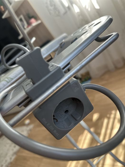 Masa de calcat cu priza 143cm /38 cm