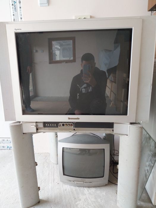 Телевизор в перфектно състояние