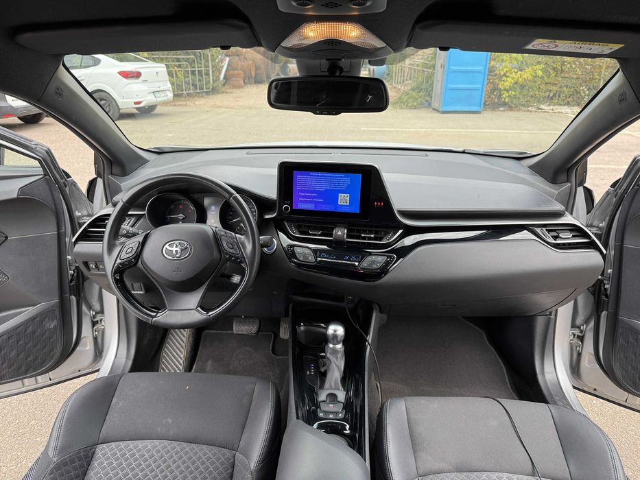 Toyota C-HR 22900 km