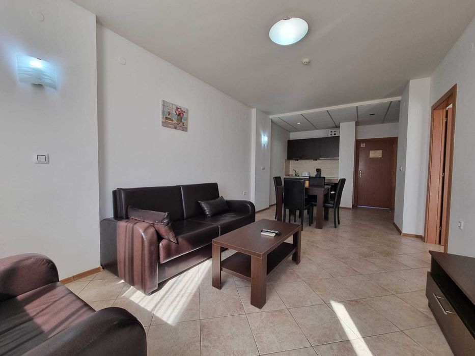 Продава се Двустаен апартамент в к.к. Слънчев бряг - 72 кв.м за 1098 €/кв.м - Снимка #5