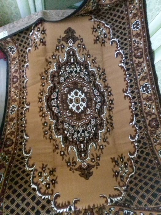 Нов голям персийски килим