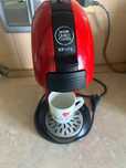 Продавам машина с капсули Krups Dolce Gusto