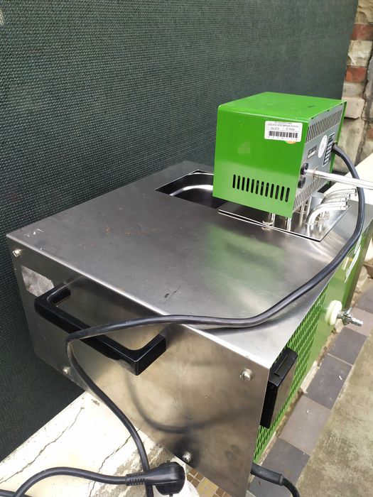 Лабораторна водна баня от -30 до +150 градуса студено-топло