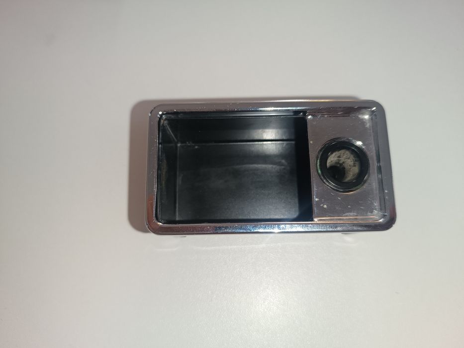 Scrumieră ORIGINALA BMW e39